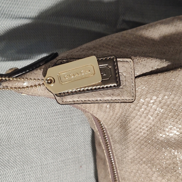 Coach Purse - Picture 5 of 7